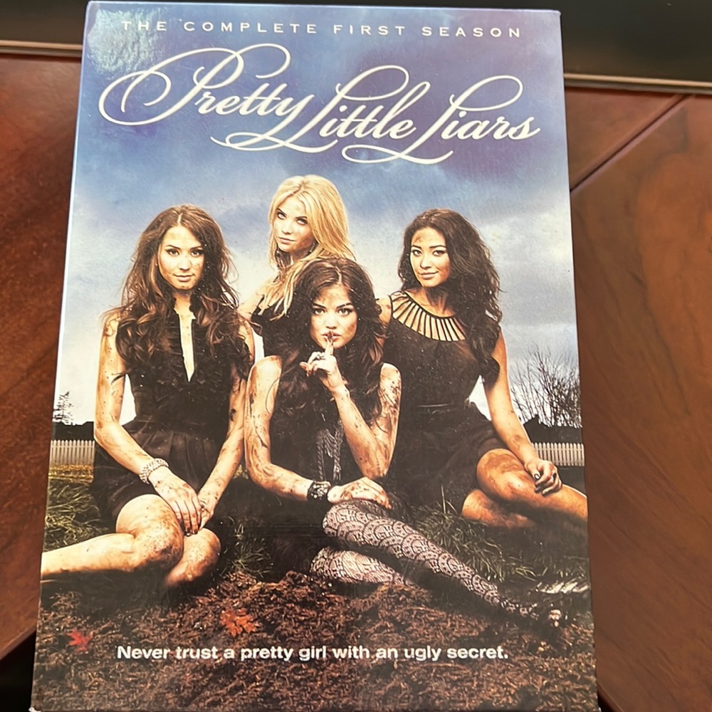 Pretty Little Liars, Seasons 1, 2, & 3